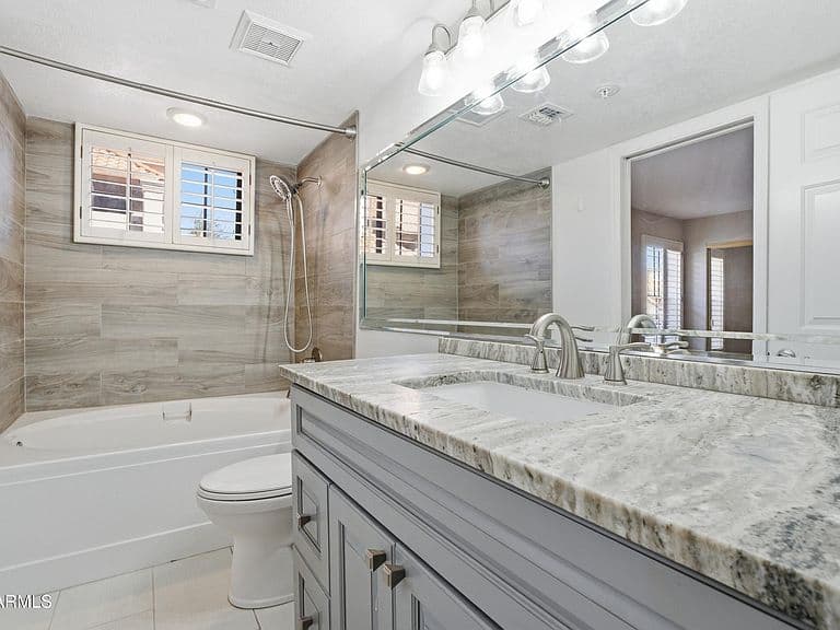 1211 N Miller Rd Unit 101 photo 3