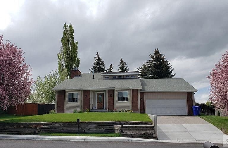 440 Terra Vista Dr photo 4