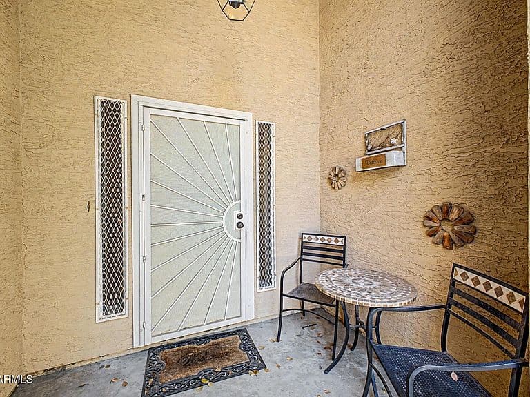 1610 N STAPLEY Drive #112 photo 4