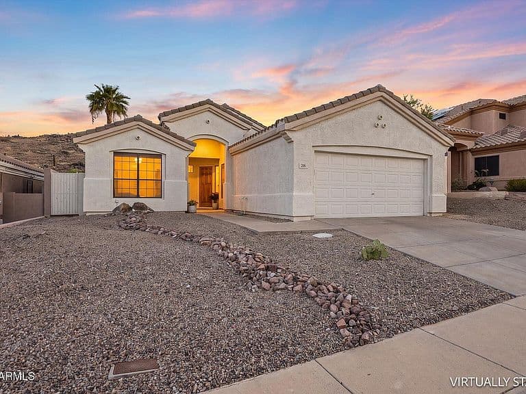 276 E ASHURST Drive photo 2