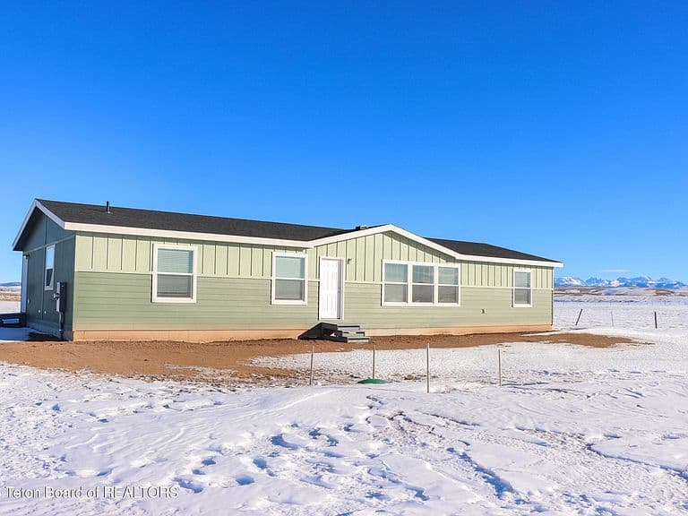 75 Forty Rod Rd #23-149 photo 2