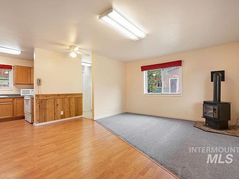 15 Sellman Dr photo 5