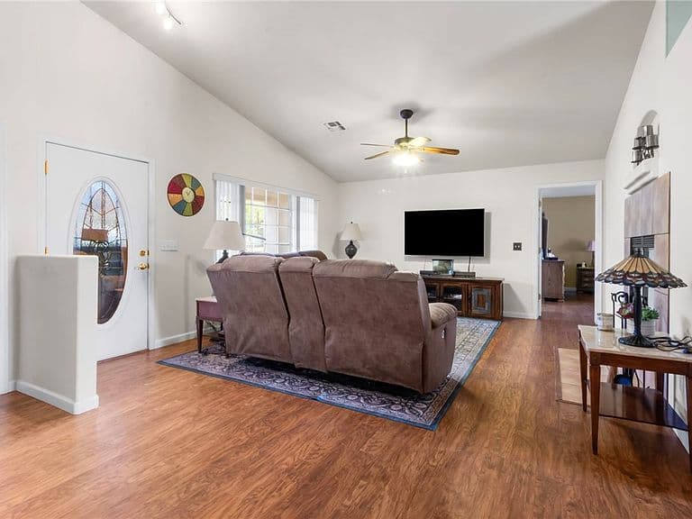 4758 Scotty Drive photo 5
