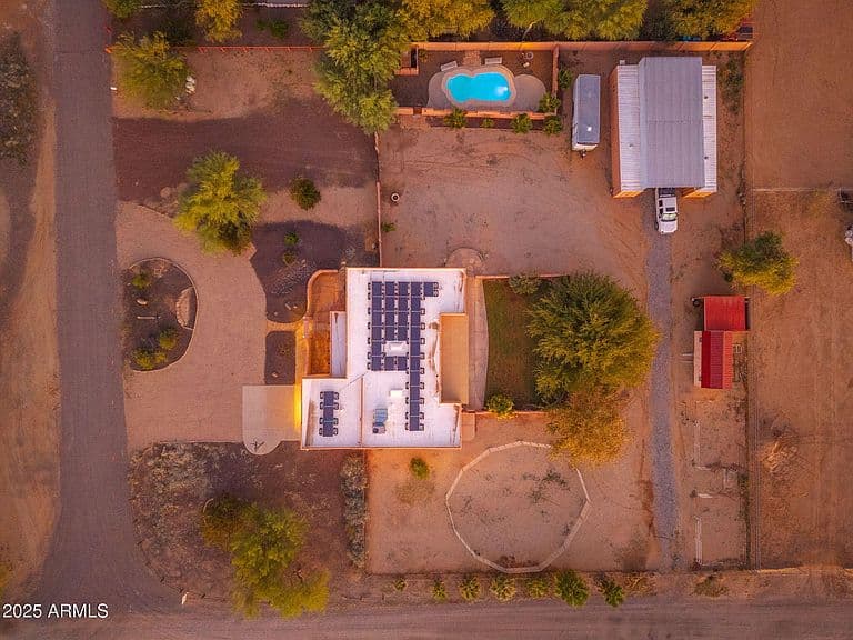 25645 W BLUE SKY Drive photo 3