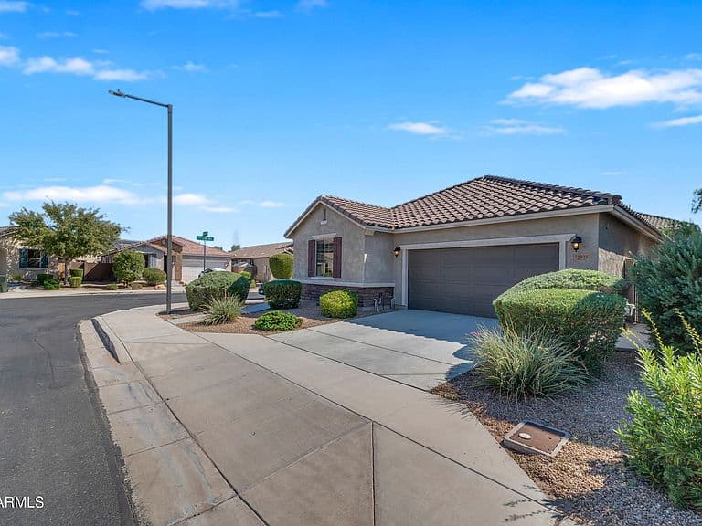 12033 W ROWEL Road photo 5