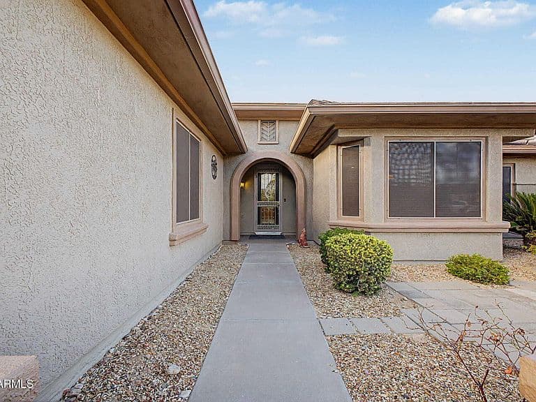18012 W Tierra Del Sol Drive photo 4