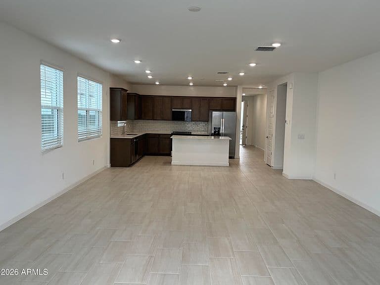 17626 W TURQUOISE Avenue photo 5
