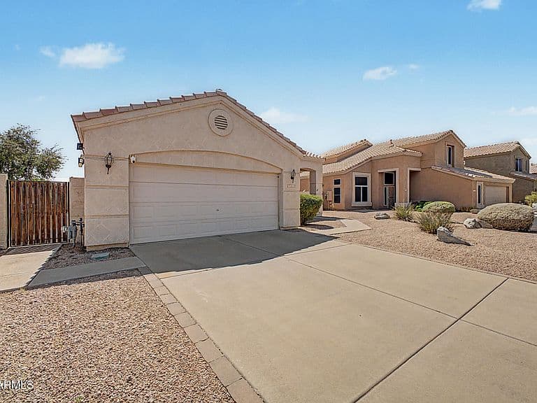 7355 E LOBO Avenue photo 3