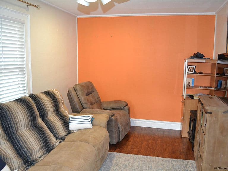 2310 Duff Ave photo 3