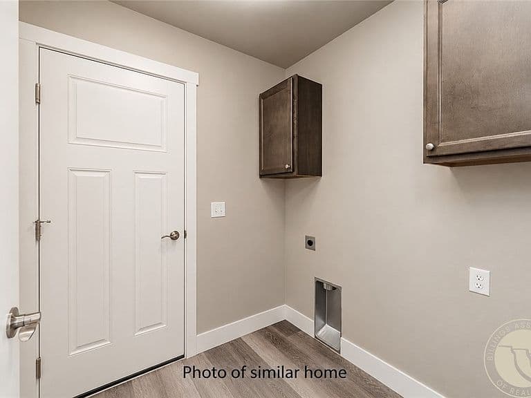 2236 Modera Ave photo 5