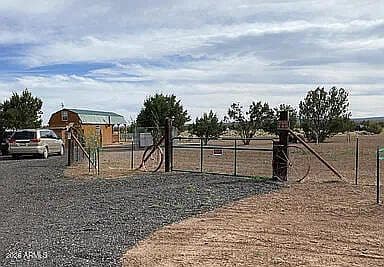 1325 W LITTLE BIT Drive photo 5