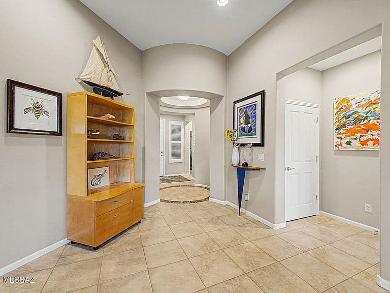 521 N Easter Lily Ln photo 3