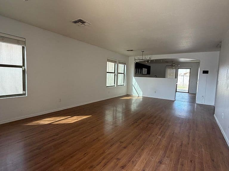 568 W VIOLA Street photo 5