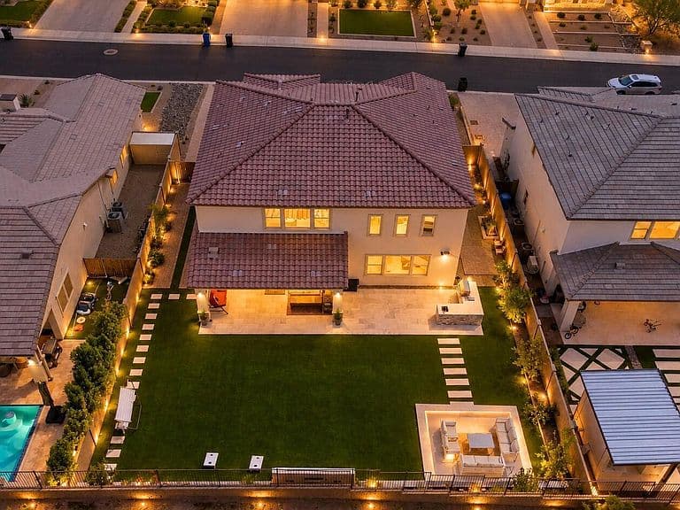 1920 E VILLA LINDA Drive E photo 5