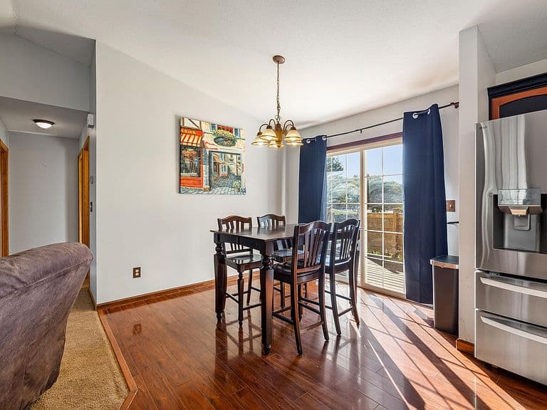 1074 Pennington St photo 5