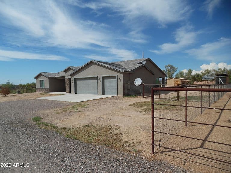 21032 W SHASTA Street photo 3