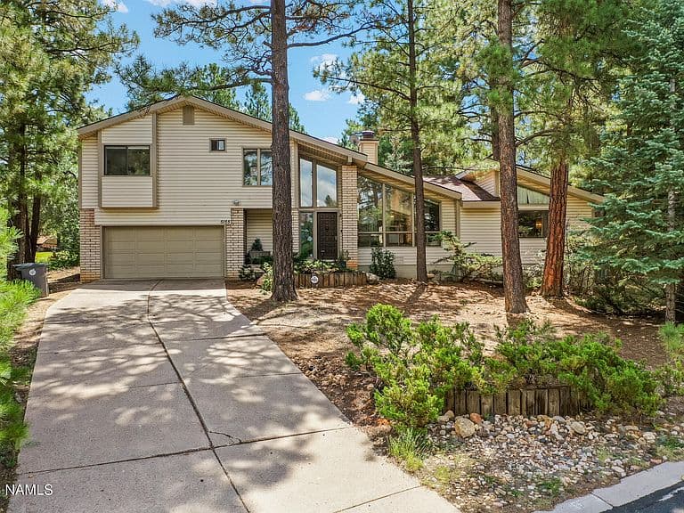 5155 N Country Club Dr photo 4