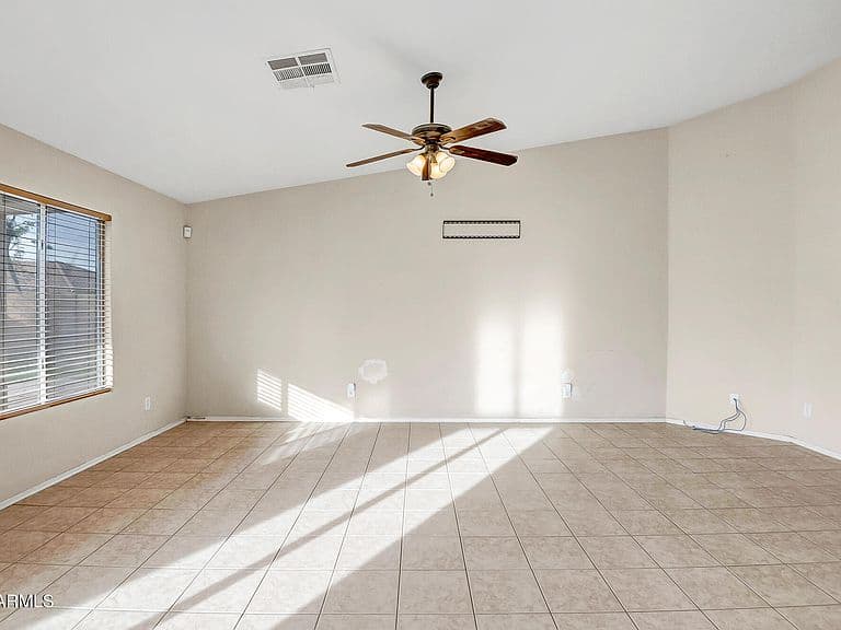 17189 W WATKINS Street photo 5