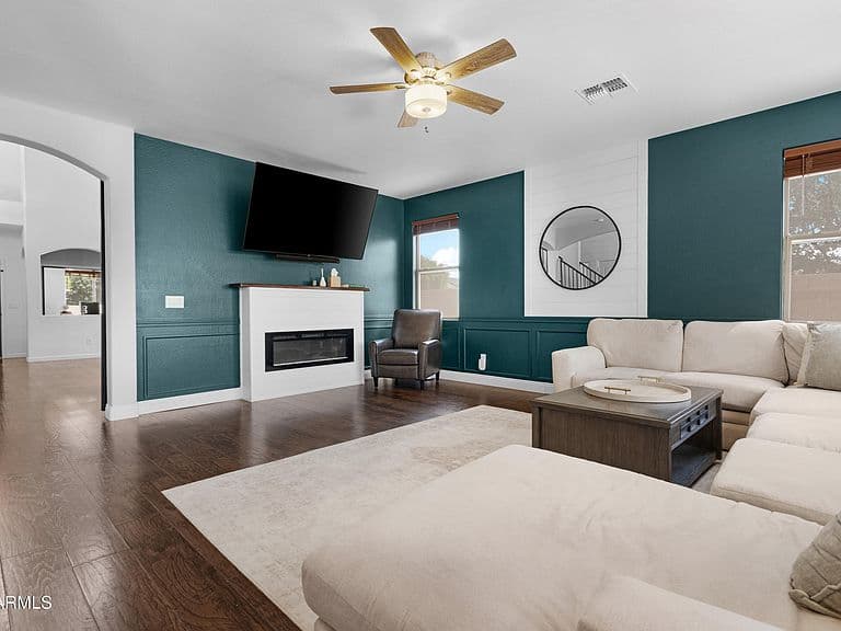 38408 N Dena Court photo 4