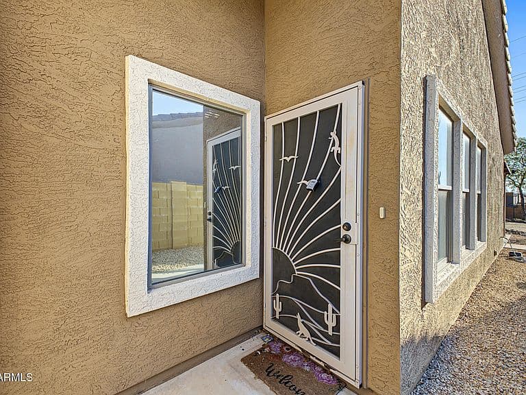 8845 E RAINIER Drive photo 3