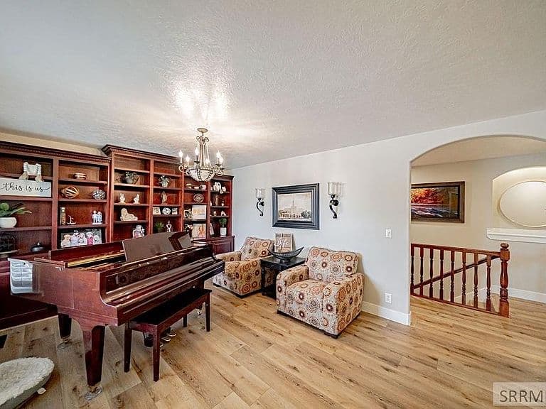 5608 Veil Dr photo 5