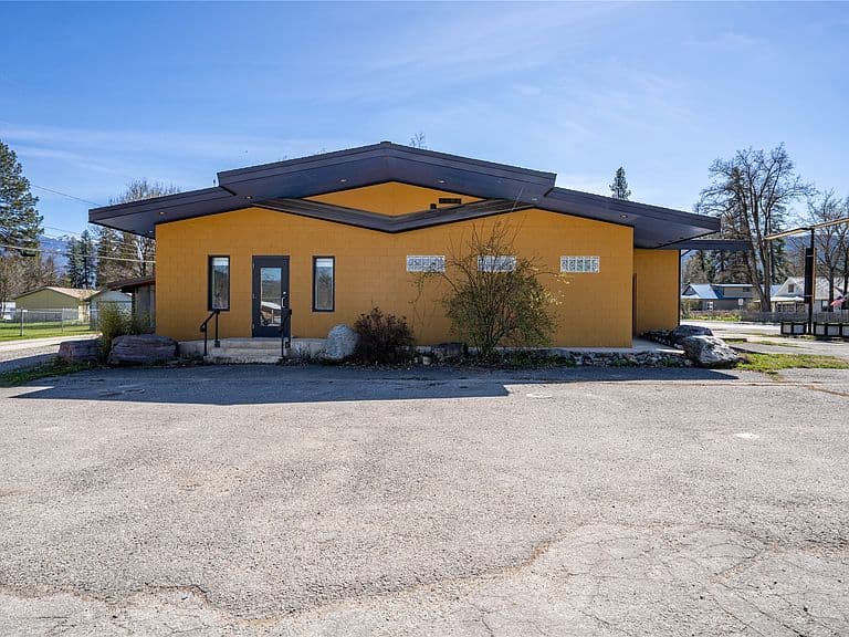 301 E Missoula Ave photo 1