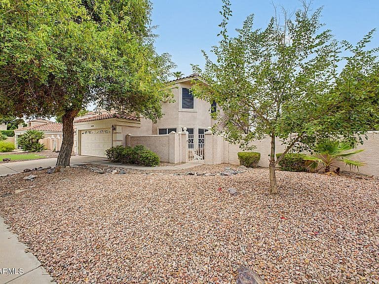 18670 N 67TH Drive photo 5