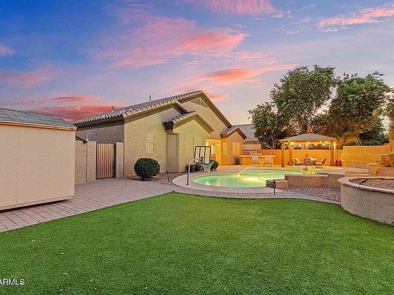 8710 E HOBART Street photo 4