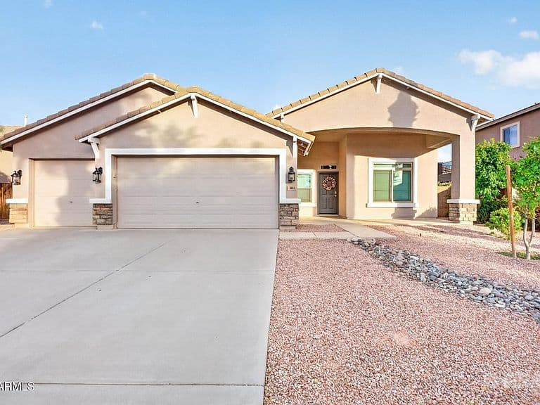 3681 S BUCKAROO Trail photo 1