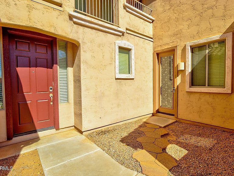3183 N DESERT HORIZONS Lane photo 4