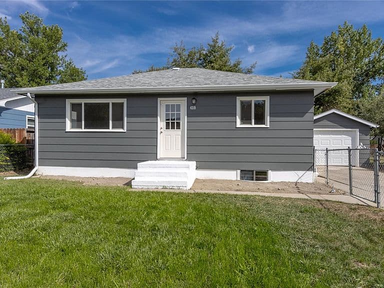4219 Arden Ave photo 2