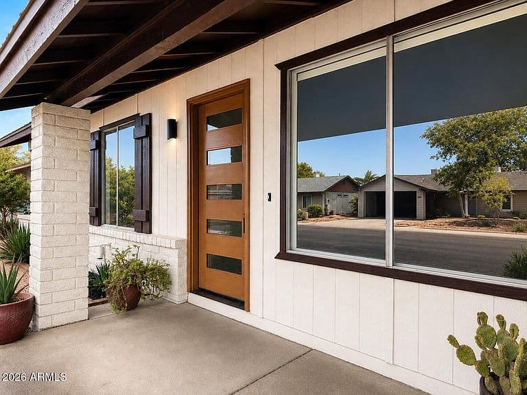 522 W HIGHLAND Street photo 3