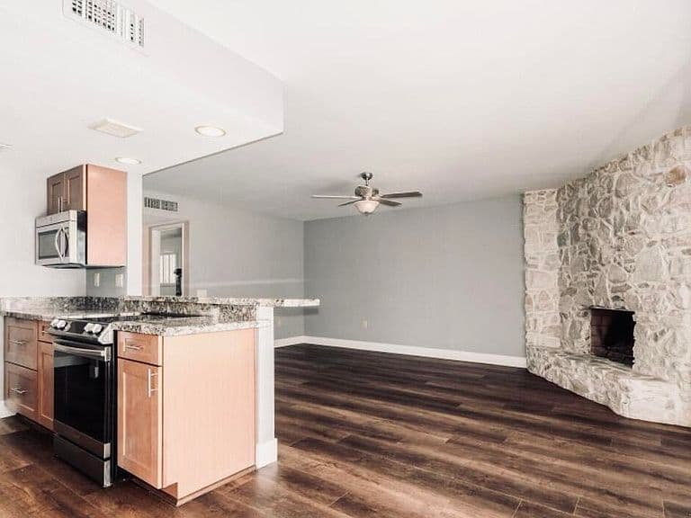 13222 W Castlebar Dr photo 5