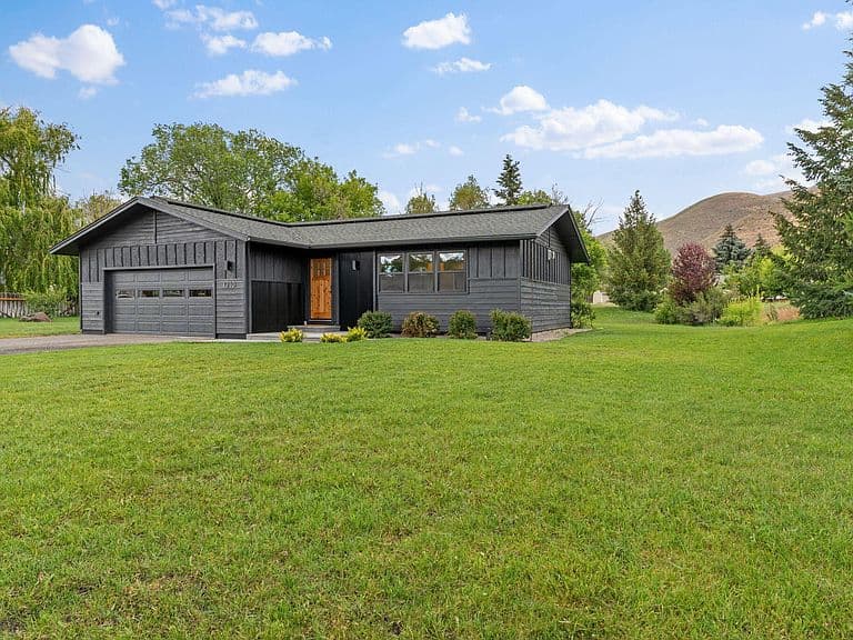 1210 Baldy View Dr photo 2