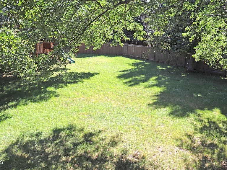 2917 Stetson Dr photo 2