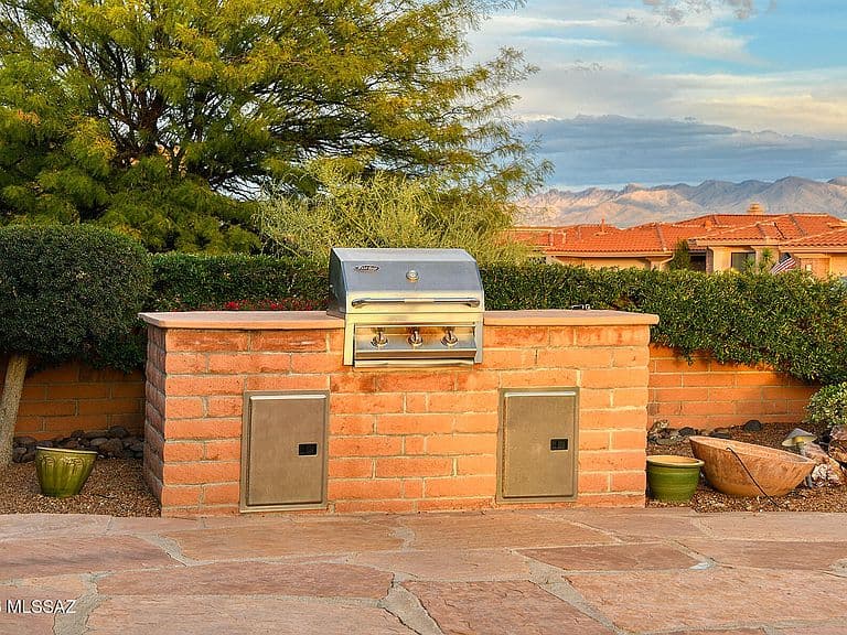 4209 S Emelita Dr photo 4