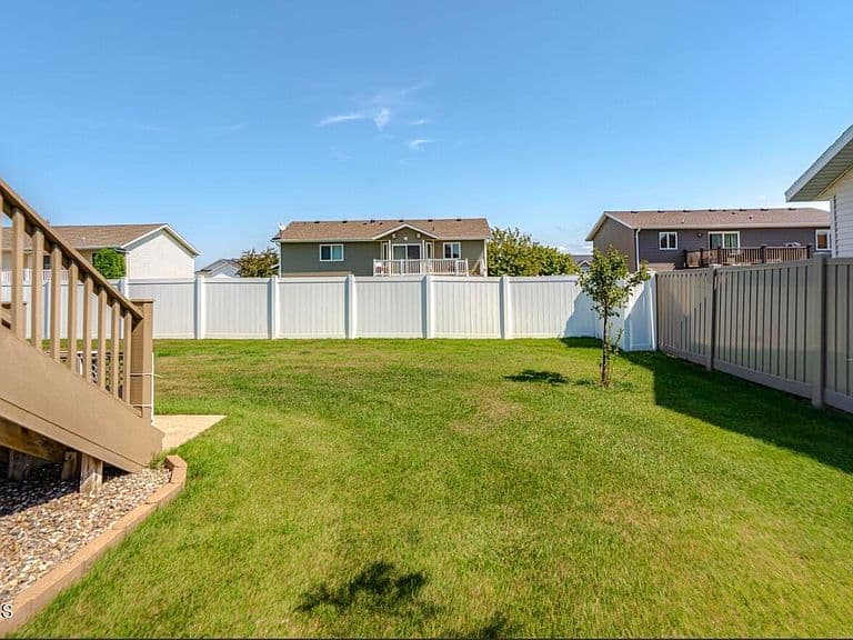 5207 Mellowsun Dr photo 3
