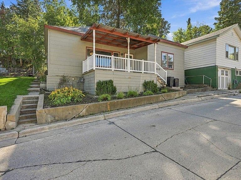 603 W Addie St photo 1