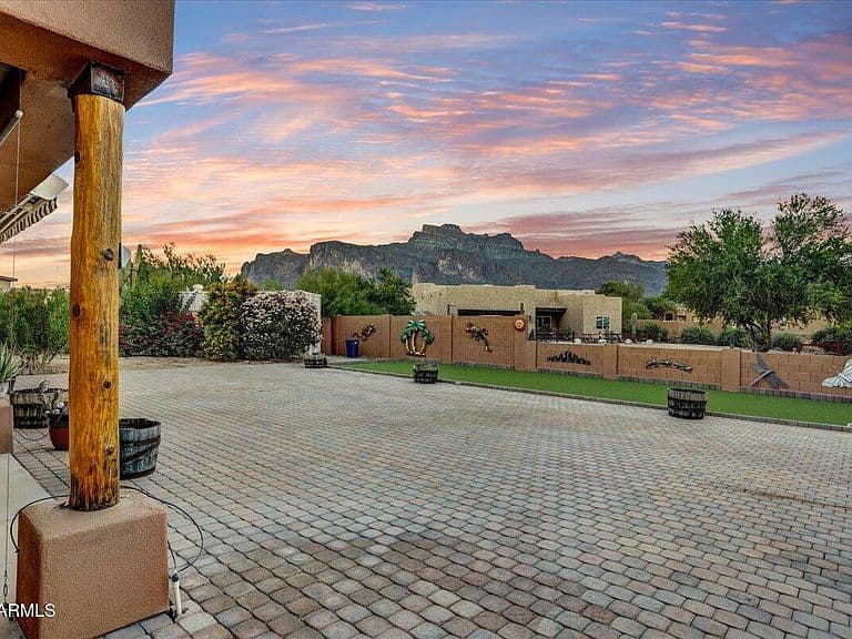 481 S Val Vista Road photo 5