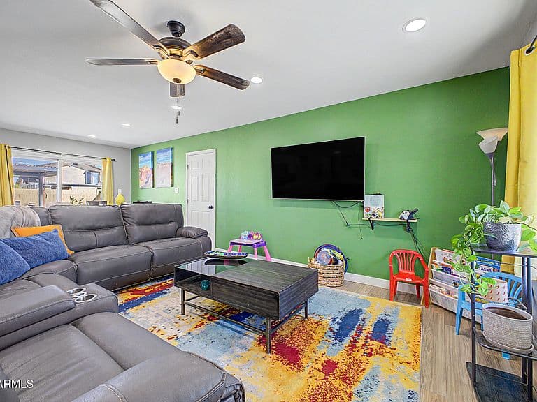 3844 W CARIBBEAN Lane photo 4