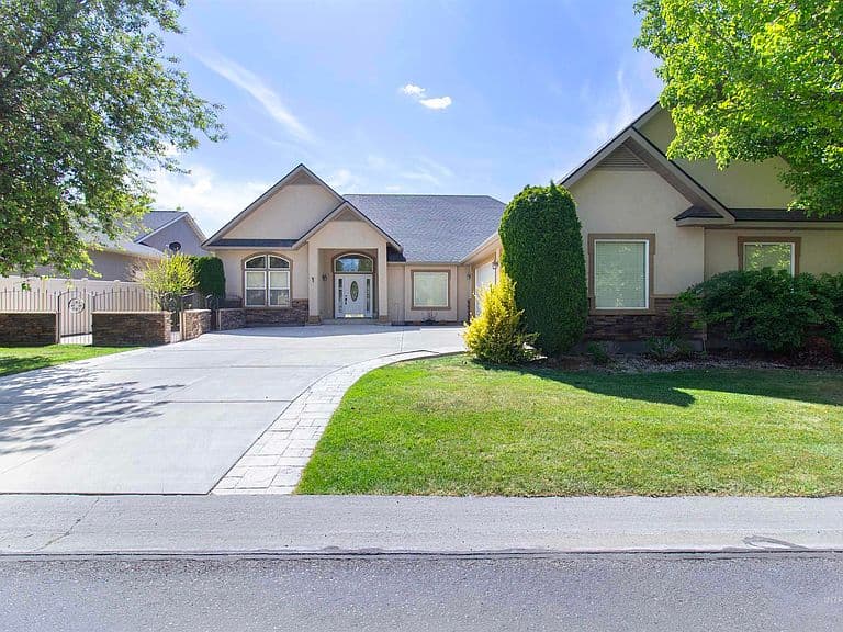1861 Canyon Park Ct photo 1