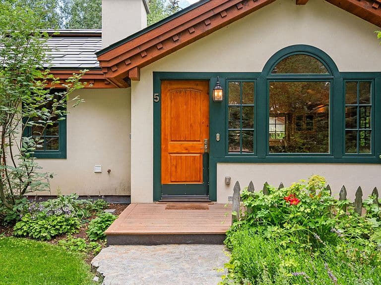 7 Rose Ct photo 3