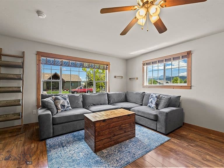 1127 Ridgeview Trl photo 5