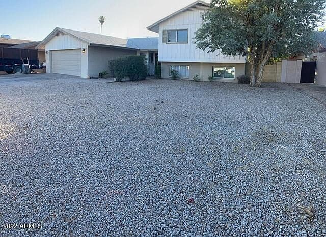 14027 N 33RD Drive photo 1