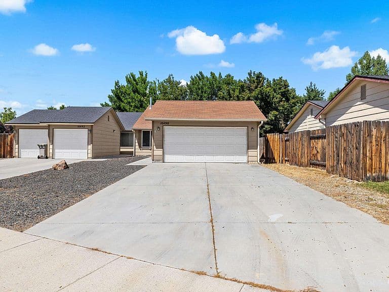 10490 W Cory St photo 2