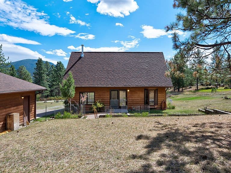 70 Greenwood Trl photo 3