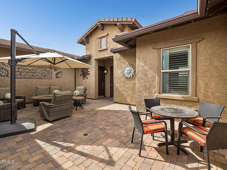 7551 W SAGUARO PARK Lane photo 4