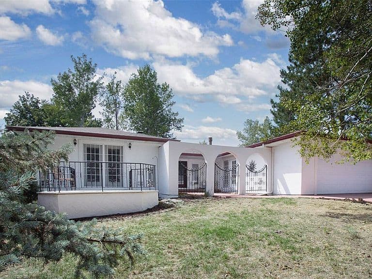 3118 Leeann Blvd photo 1