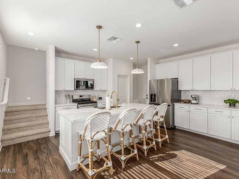 35062 N BARREL Road photo 1