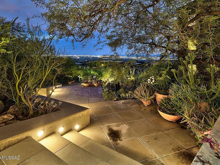 7474 N Catalina Ridge Dr photo 4